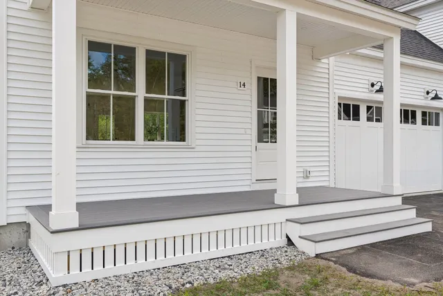 $750,000 | 14 Holbrook Farms Way, Unit 1, Scarborough, ME 04074