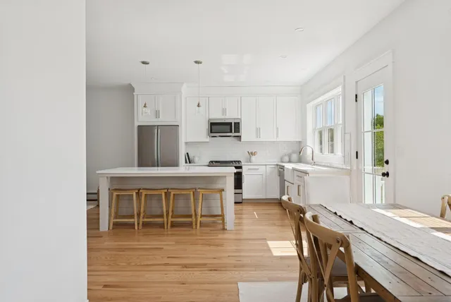 $750,000 | 14 Holbrook Farms Way, Unit 1, Scarborough, ME 04074