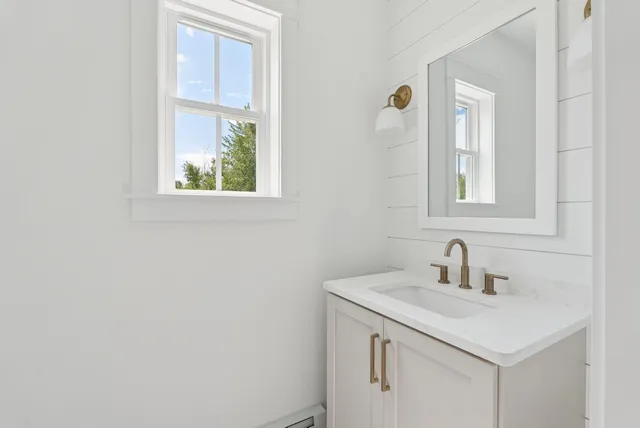 $750,000 | 14 Holbrook Farms Way, Unit 1, Scarborough, ME 04074