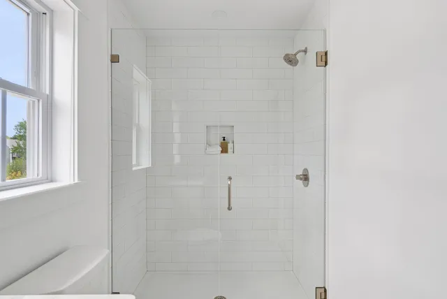 $750,000 | 14 Holbrook Farms Way, Unit 1, Scarborough, ME 04074