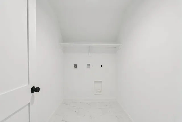 $750,000 | 14 Holbrook Farms Way, Unit 1, Scarborough, ME 04074