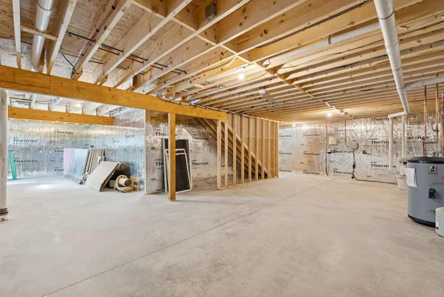 $750,000 | 14 Holbrook Farms Way, Unit 1, Scarborough, ME 04074