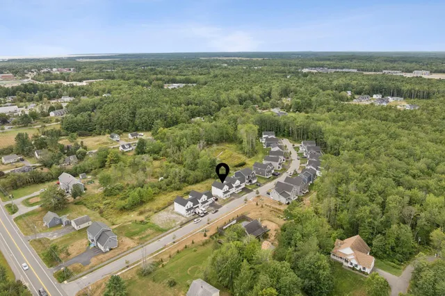 $750,000 | 14 Holbrook Farms Way, Unit 1, Scarborough, ME 04074