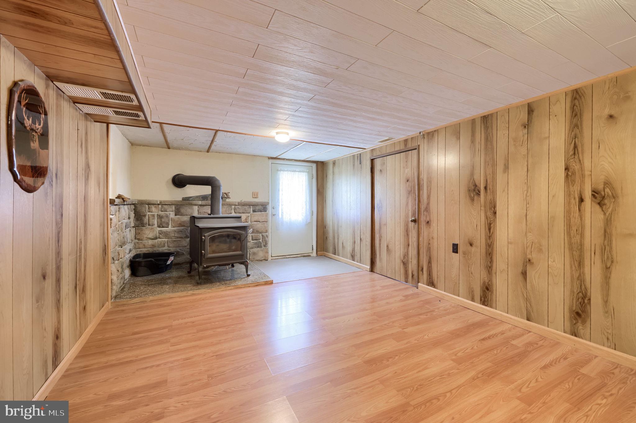17 South Elm Street Lititz, PA 17543 - Photo 27 of 33