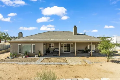 $660,000 | 17601 Bangor Avenue, Hesperia, CA 92345