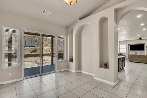 $660,000 | 17601 Bangor Avenue, Hesperia, CA 92345