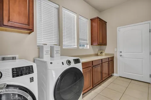 $660,000 | 17601 Bangor Avenue, Hesperia, CA 92345