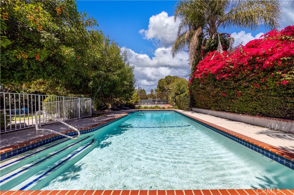 1531 Rodeo Road Arcadia, CA 91006 - Photo 17 of 29