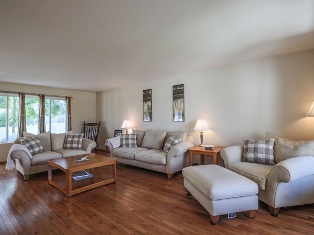 6212 Blue Ridge Drive Plainfield, IL 60586 - Photo 3 of 25