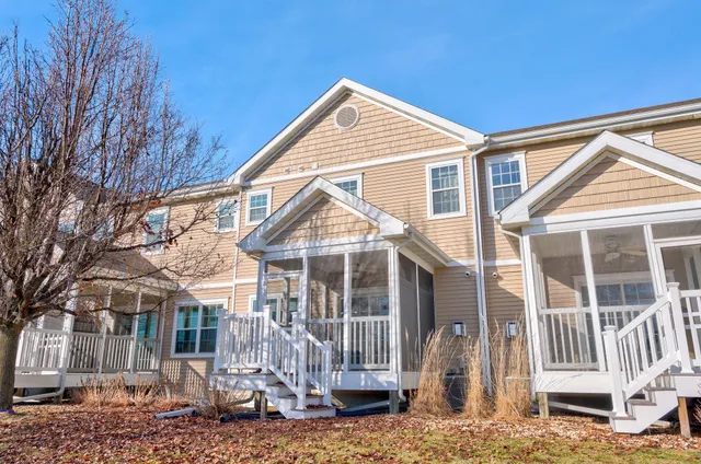 $424,900 | 608 Bear Claw Way, Middleton, WI 53562