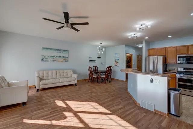 $424,900 | 608 Bear Claw Way, Middleton, WI 53562