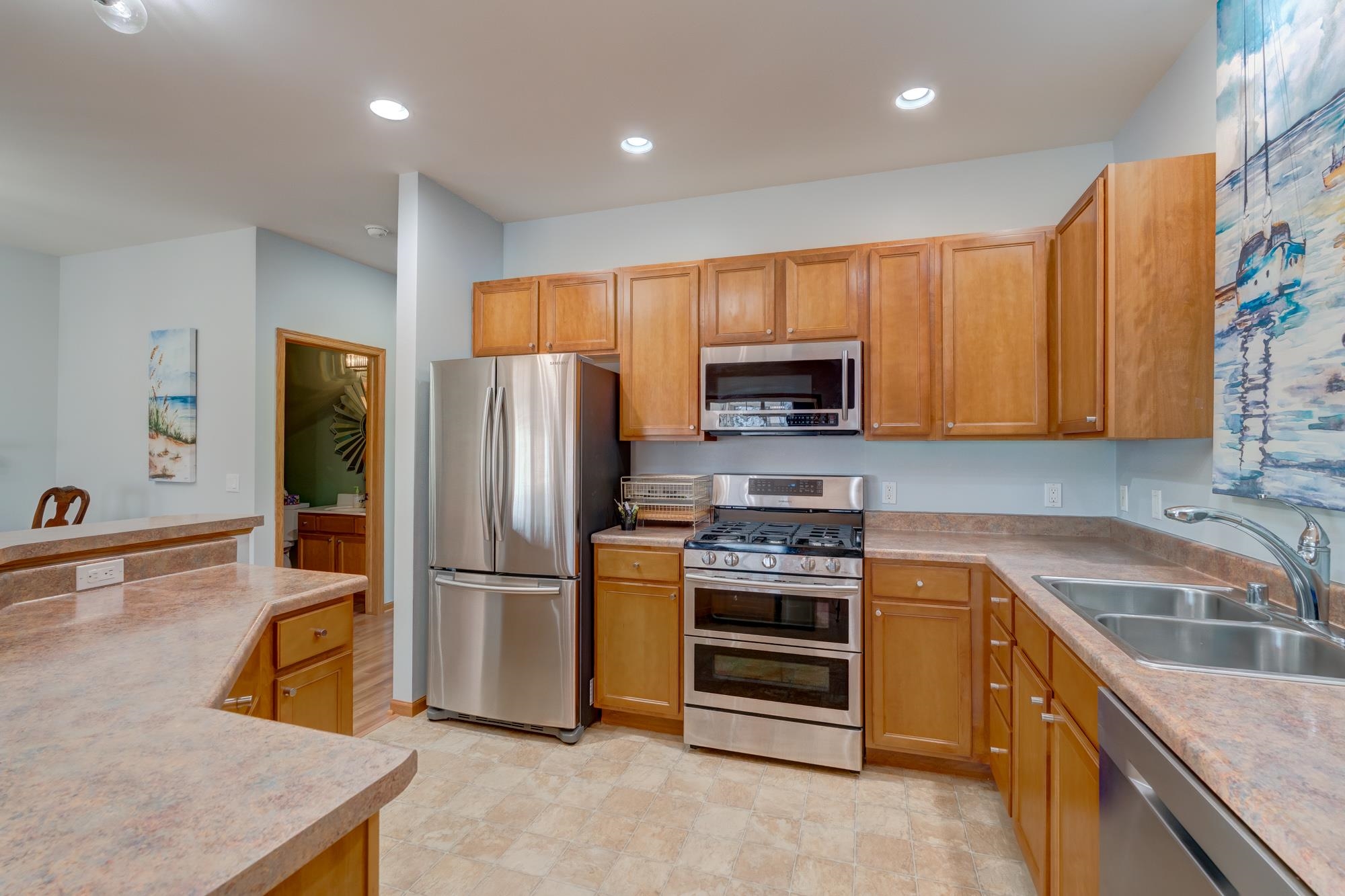 608 Bear Claw Way Middleton, WI 53562 - Photo 12 of 33