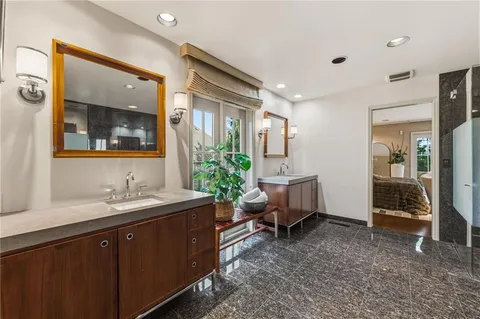 $2,100,000 | 2211 West 69th Terrace, Mission Hills, KS 66208
