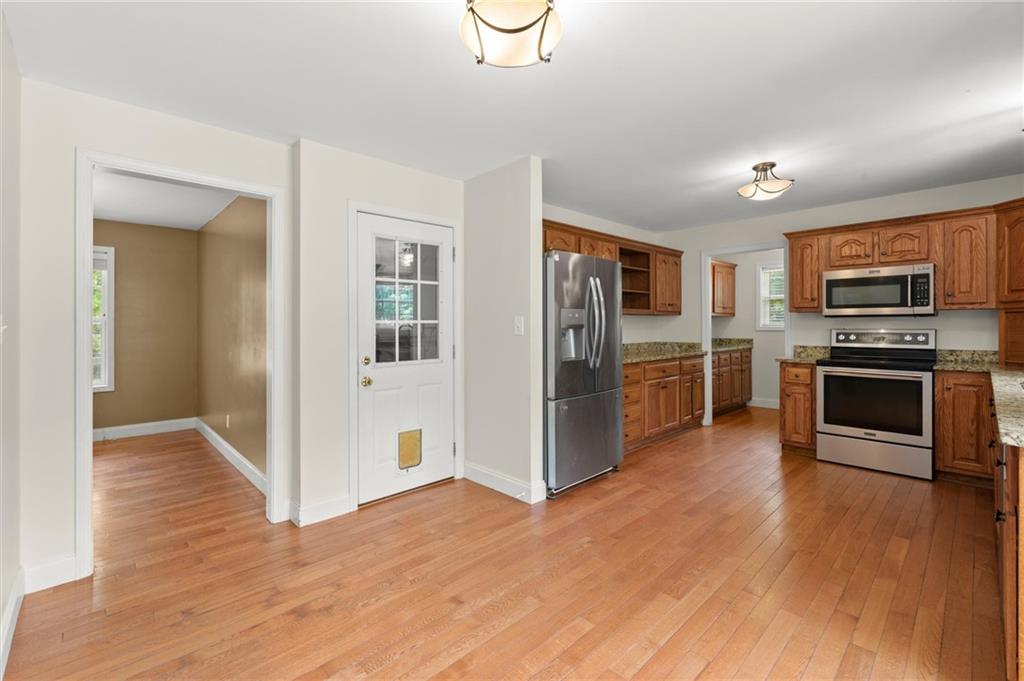 577 Everett Springs Road Southwest Calhoun, GA 30701 - Photo 15 of 46