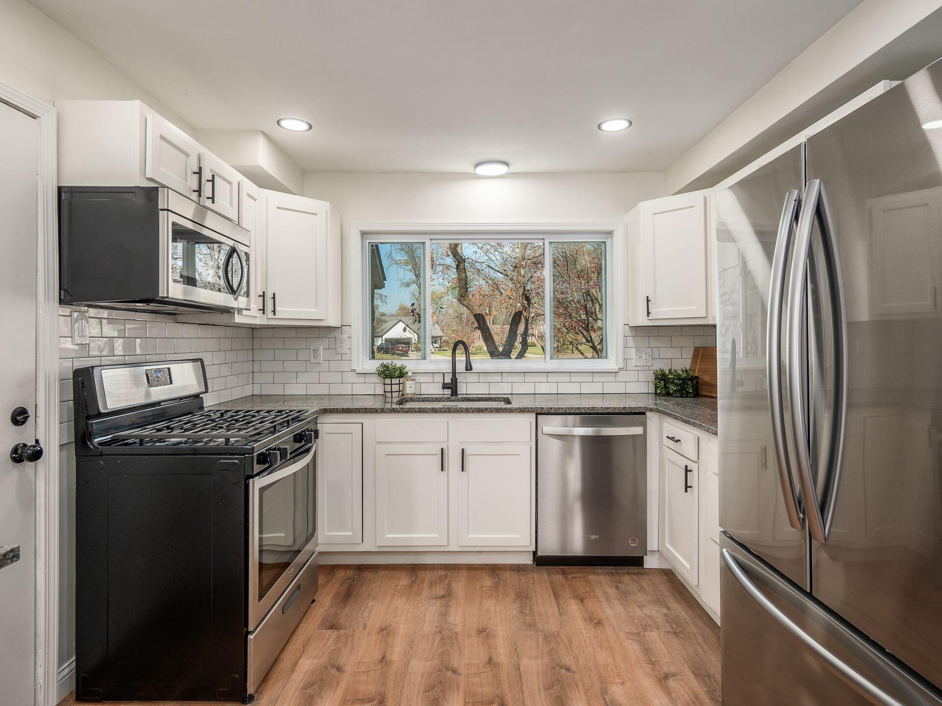 2657 Tudor Road Columbus, OH 43209 - Photo 12 of 41 014_c6d6c41e_A 2657 Tudor 034