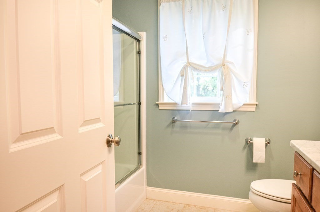 15 Parker Road, Unit 12 Berlin, MA 01503 - Photo 23 of 34