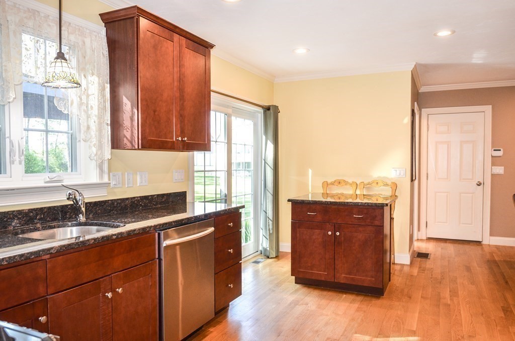 15 Parker Road, Unit 12 Berlin, MA 01503 - Photo 7 of 34