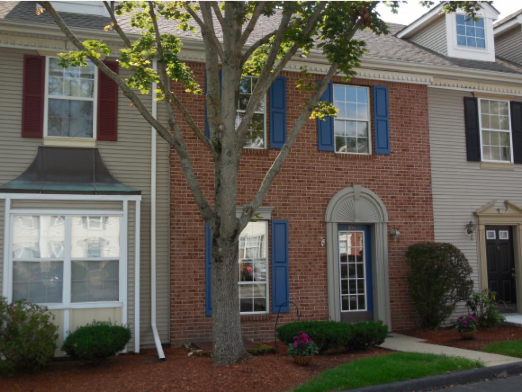 103 Middlesex Road, Unit 103 Merrimack, NH 03054 - Photo 1 of 36