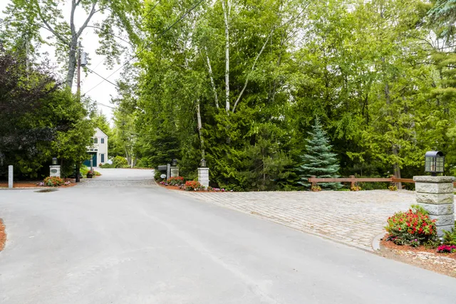 $3,850,000 | 107 Barrows Point Road, Newport, ME 04953