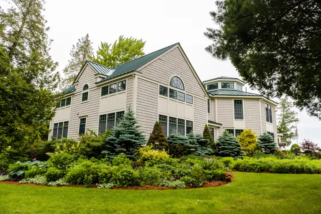 $3,850,000 | 107 Barrows Point Road, Newport, ME 04953