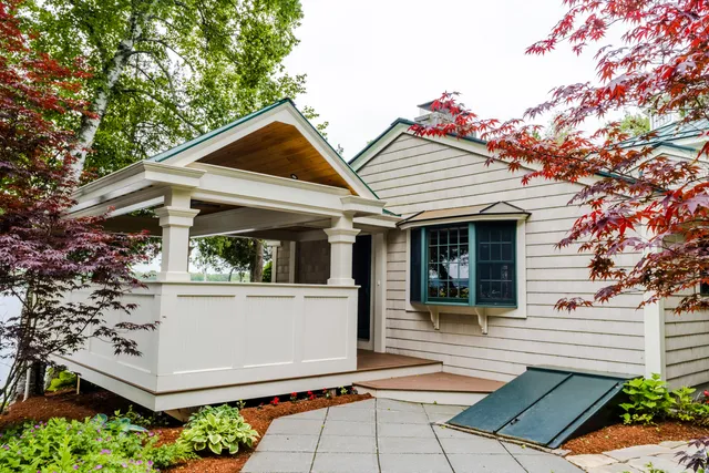 $3,850,000 | 107 Barrows Point Road, Newport, ME 04953