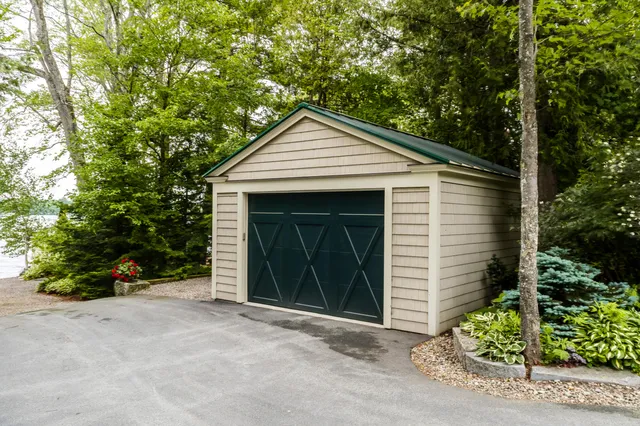 $3,850,000 | 107 Barrows Point Road, Newport, ME 04953