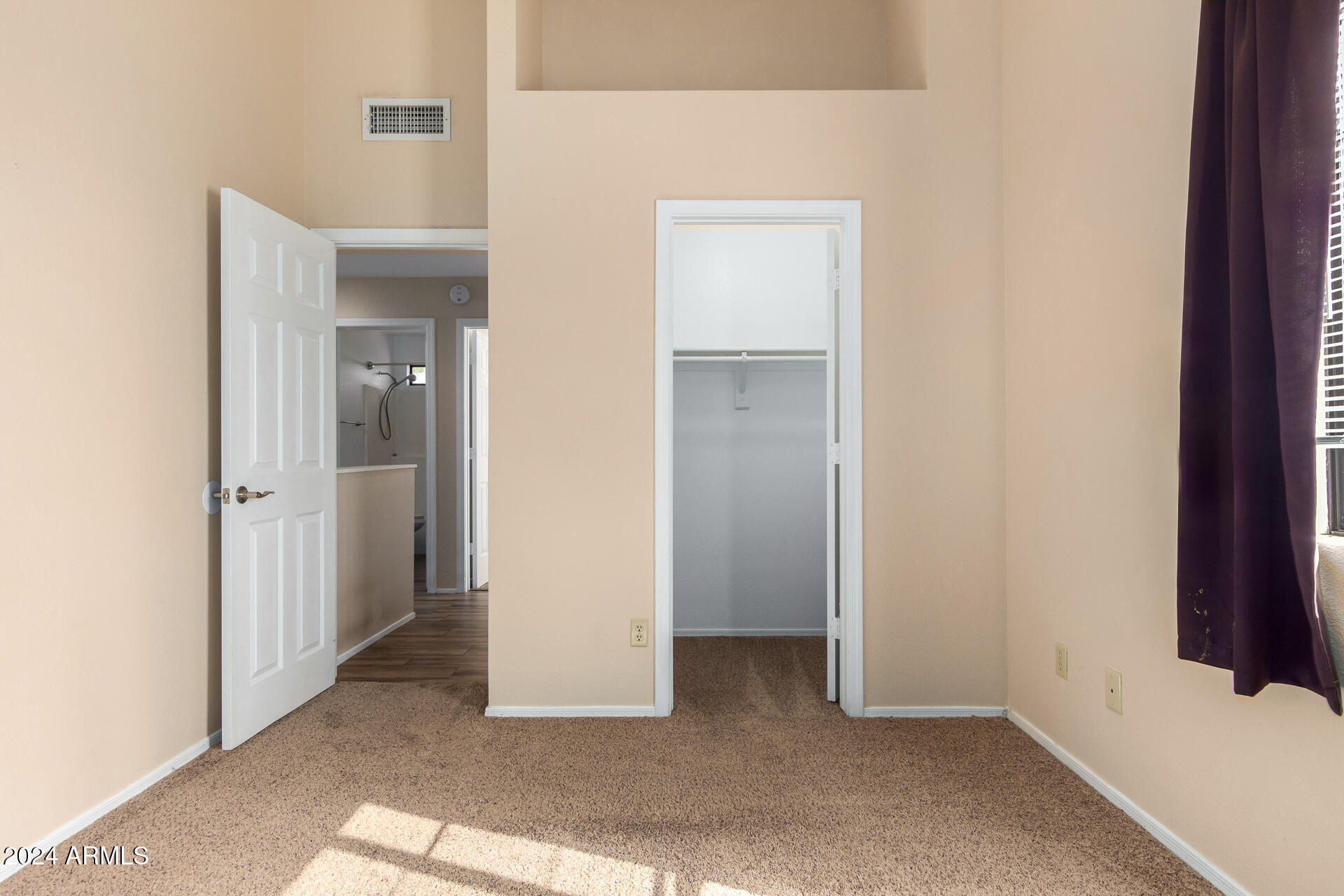 2012 West Bloomfield Road Phoenix, AZ 85029 - Photo 20 of 23 Guest Room 2