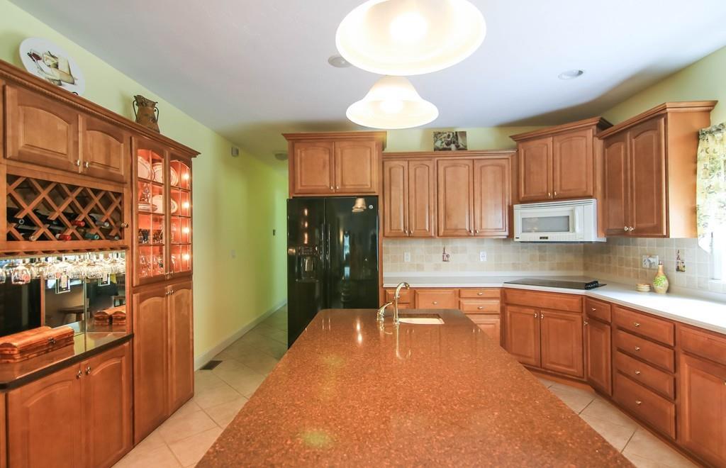 7 Old Schoolhouse Road Oakham, MA 01068 - Photo 8 of 25
