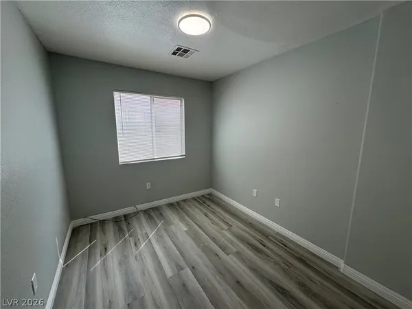 $2,120 | 5273 Panguitch Drive, Las Vegas, NV 89122