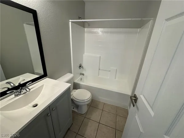 $2,120 | 5273 Panguitch Drive, Las Vegas, NV 89122