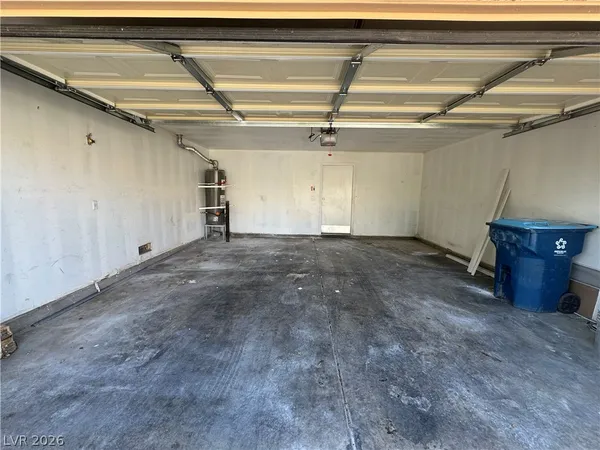 $2,120 | 5273 Panguitch Drive, Las Vegas, NV 89122