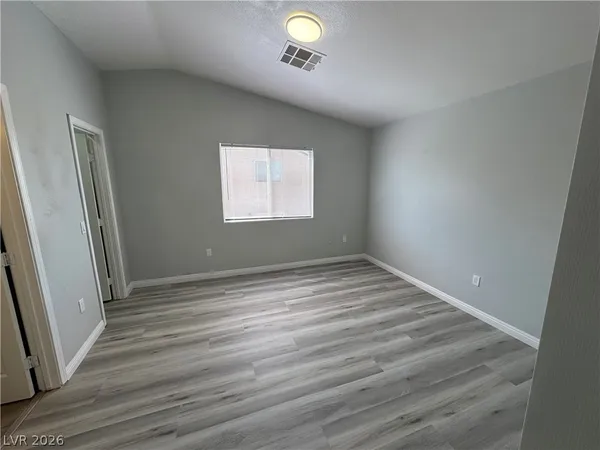 $2,120 | 5273 Panguitch Drive, Las Vegas, NV 89122