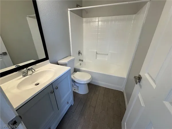 $2,120 | 5273 Panguitch Drive, Las Vegas, NV 89122