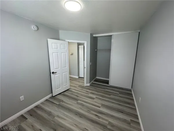 $2,120 | 5273 Panguitch Drive, Las Vegas, NV 89122