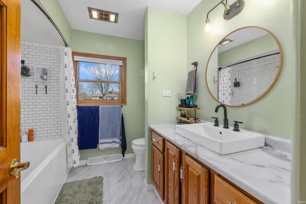 $260,000 | 4193 Buesching Drive, Fort Wayne, IN 46815