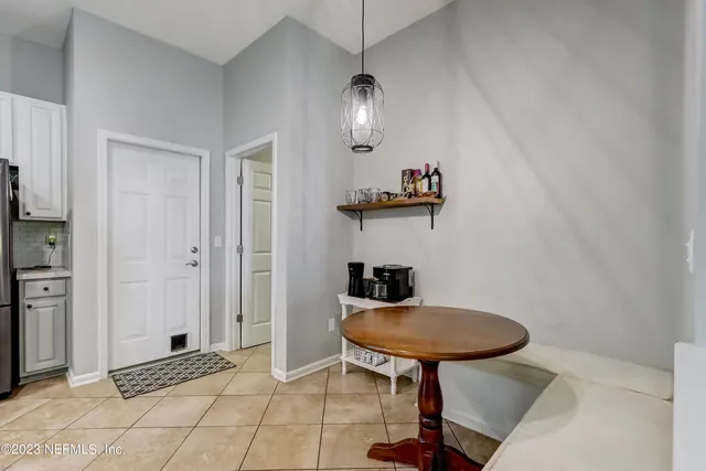 $2,400 | 12004 West Liberty Lake Drive, Jacksonville, FL 32258