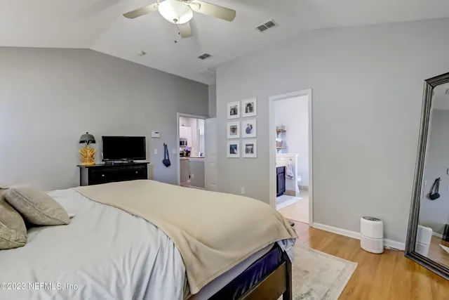 $2,400 | 12004 West Liberty Lake Drive, Jacksonville, FL 32258