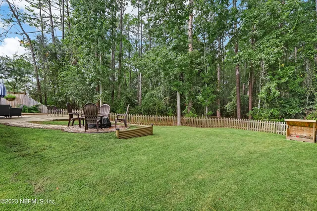 $2,400 | 12004 West Liberty Lake Drive, Jacksonville, FL 32258