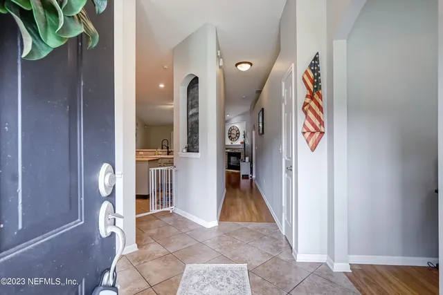 $2,400 | 12004 West Liberty Lake Drive, Jacksonville, FL 32258