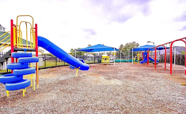 $2,400 | 12004 West Liberty Lake Drive, Jacksonville, FL 32258