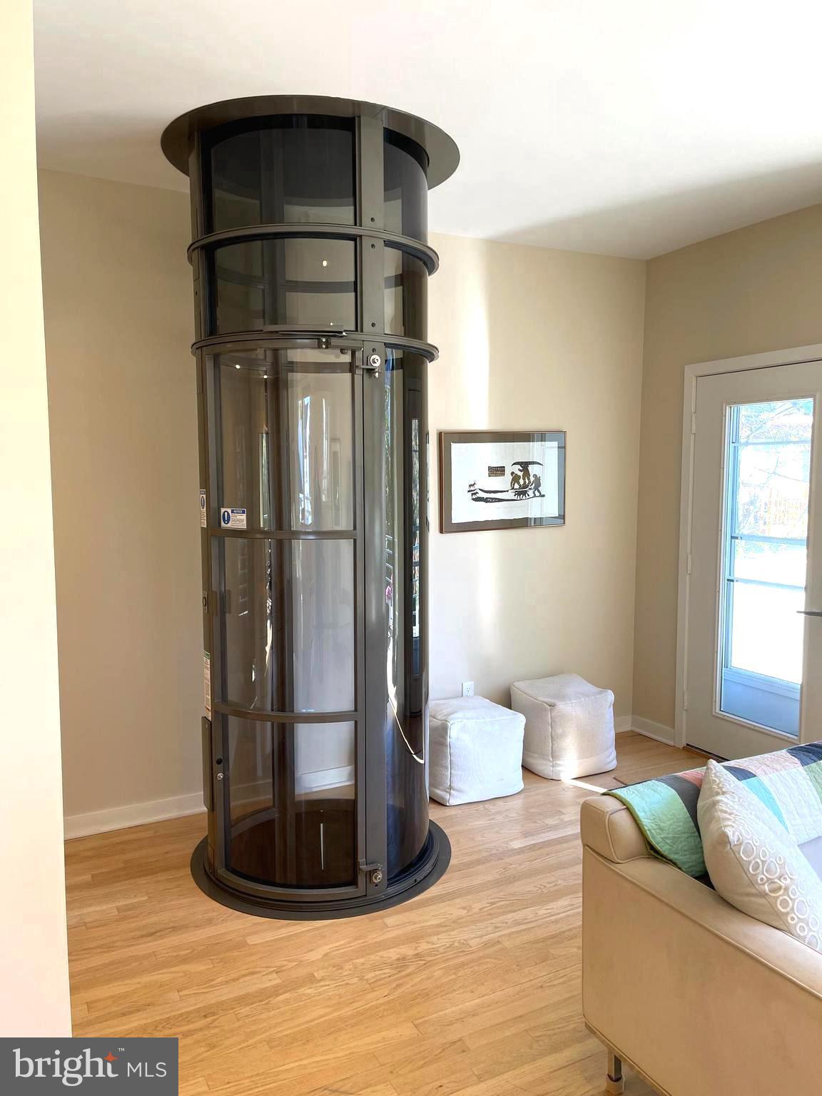 60 Humbert Street Princeton, NJ 08542 - Photo 6 of 44 a living room with furniture and a window