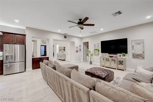 $8,500 | 5595 El Camino Road, Las Vegas, NV 89118