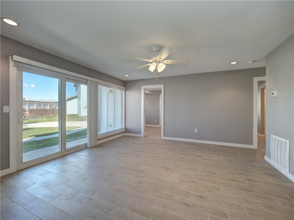 230 Cut-Off Road, Unit 123 Port Aransas, TX 78373 - Photo 12 of 32