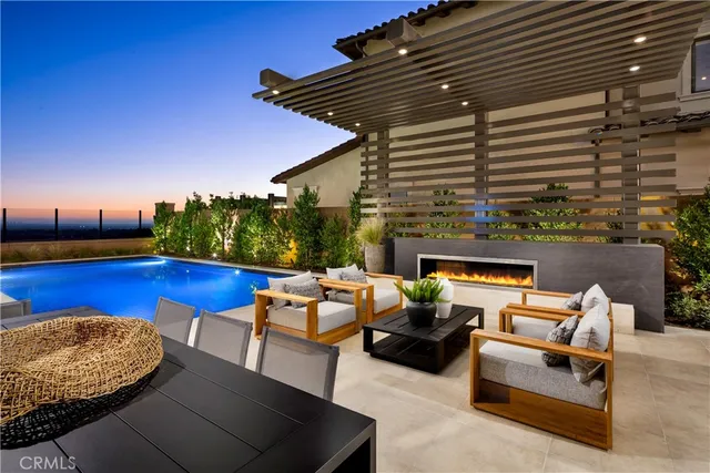 $5,733,500 | 560 Peninsula, Irvine, CA 92602