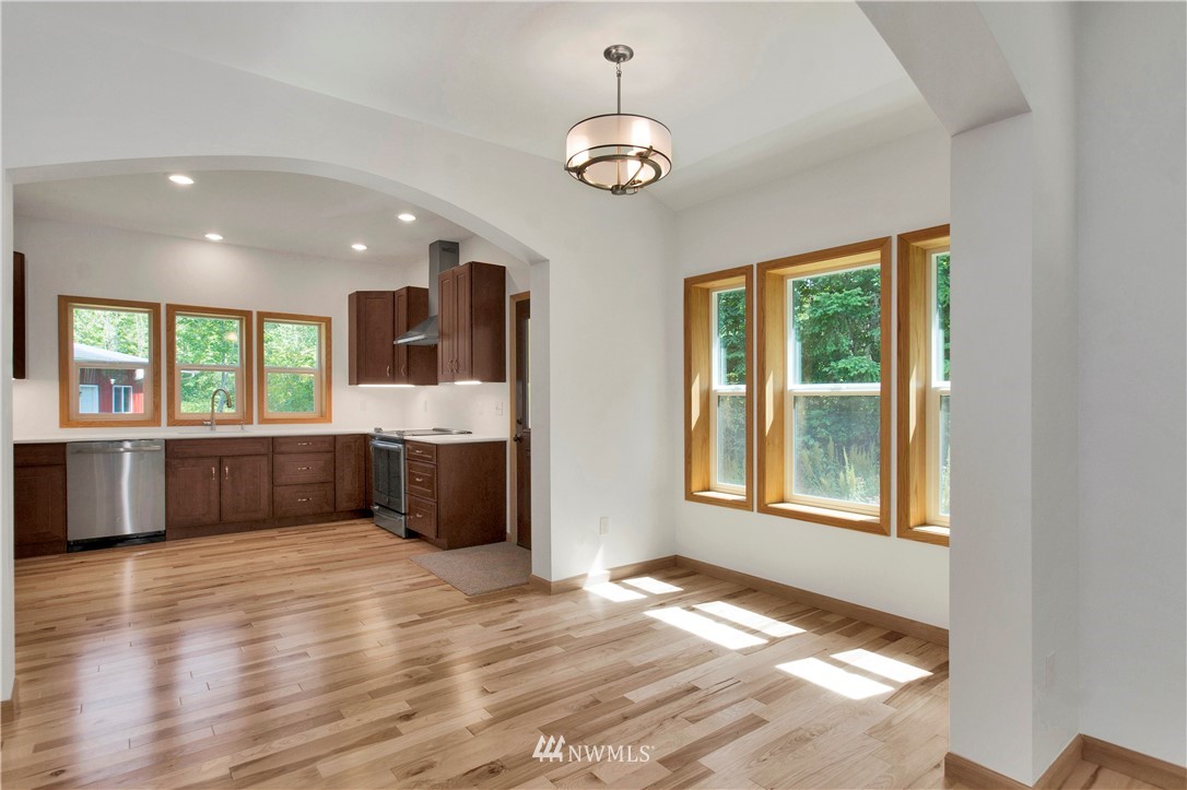 11009 Stedman Road Southeast Olympia, WA 98513 - Photo 13 of 22 Gallery Image 13