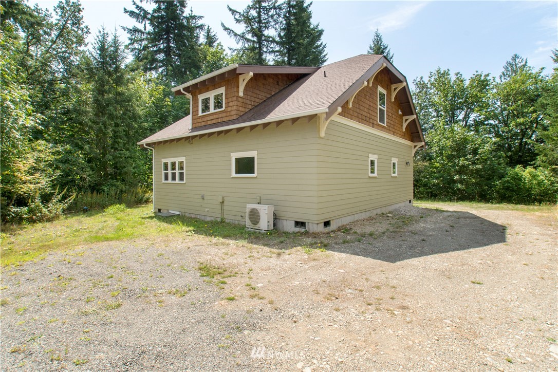 11009 Stedman Road Southeast Olympia, WA 98513 - Photo 20 of 22 Gallery Image 20