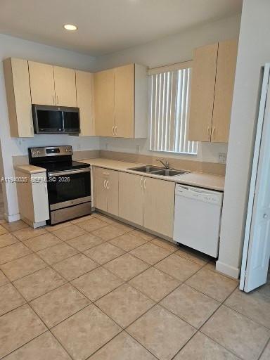 2160 Northeast 37th Road, Unit 2160 Homestead, FL 33033 - Photo 15 of 76