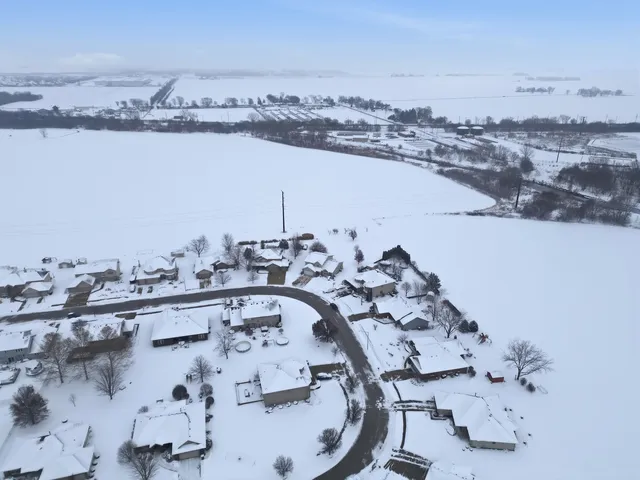 $420,000 | 1347 Rainbow Circle, Manteno, IL 60950