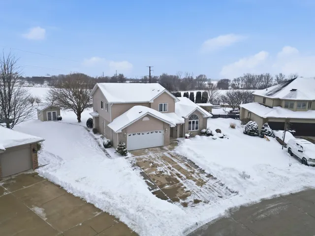 $420,000 | 1347 Rainbow Circle, Manteno, IL 60950