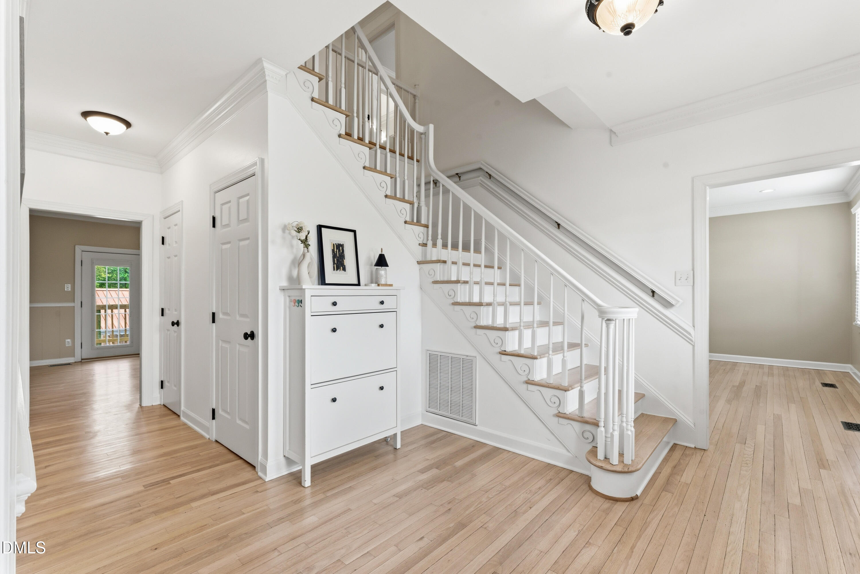 3822 Hope Valley Road Durham, NC 27707 - Photo 6 of 51 entry 1